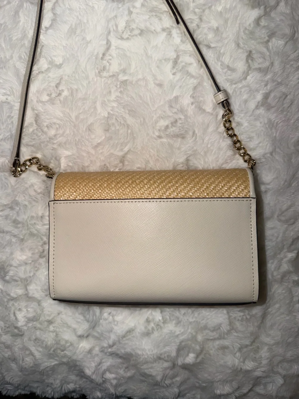 Kate Spade New York Staci Floral Straw Small Flap Crossbody in Garden Bouquet